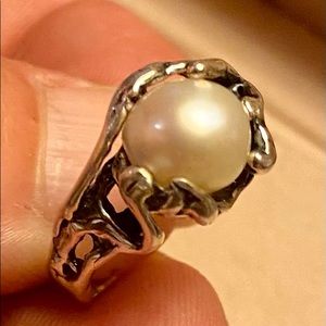 Unique Vintage Sterling Silver and Cultured Pearl Ring, Size